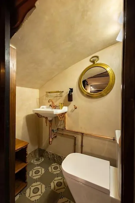 شقة Triana Deluxe Duplex إشبيلية