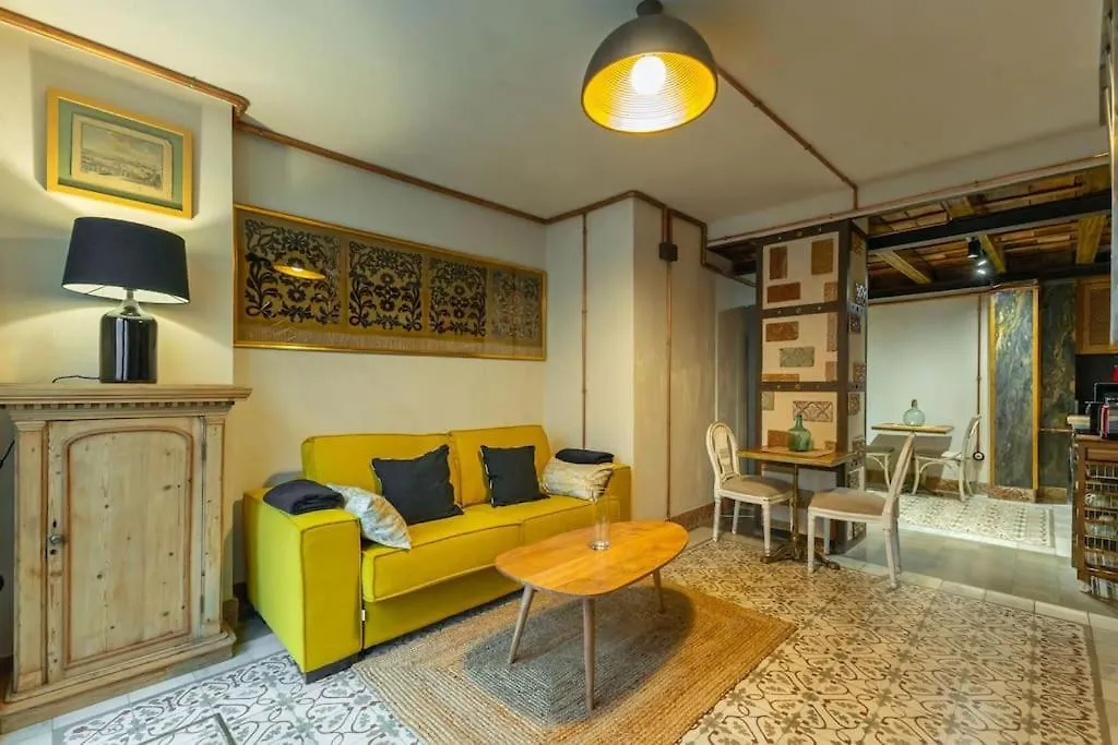 شقة Triana Deluxe Duplex إشبيلية
