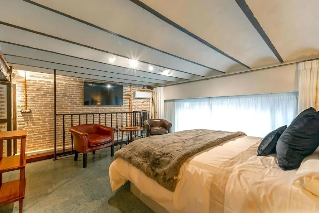 شقة Triana Deluxe Duplex إشبيلية
