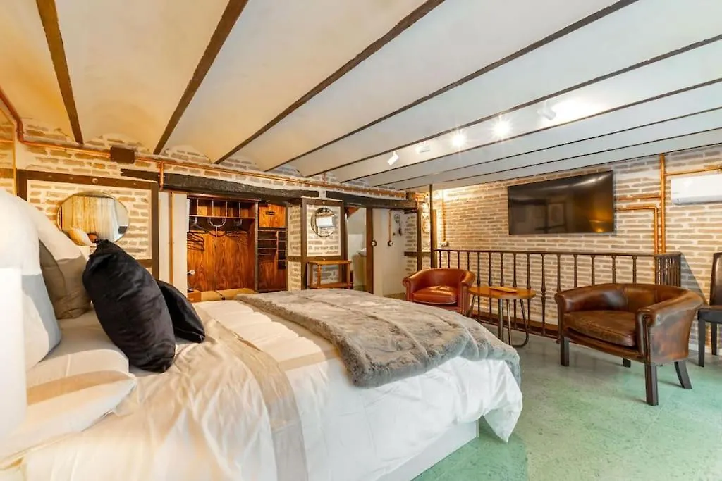 شقة Triana Deluxe Duplex إشبيلية